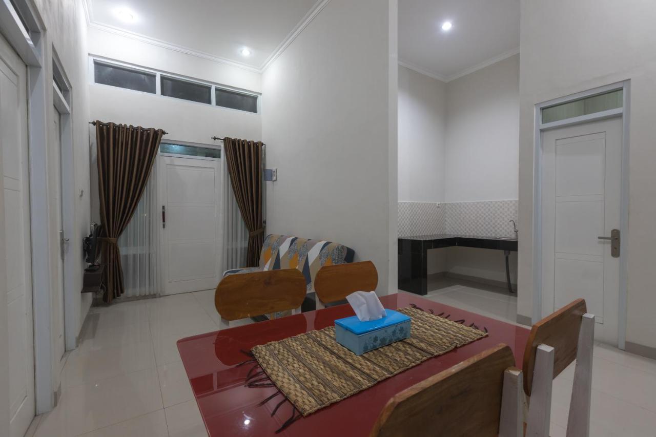 Oyo 1769 Mahayun Syariah Hotel
