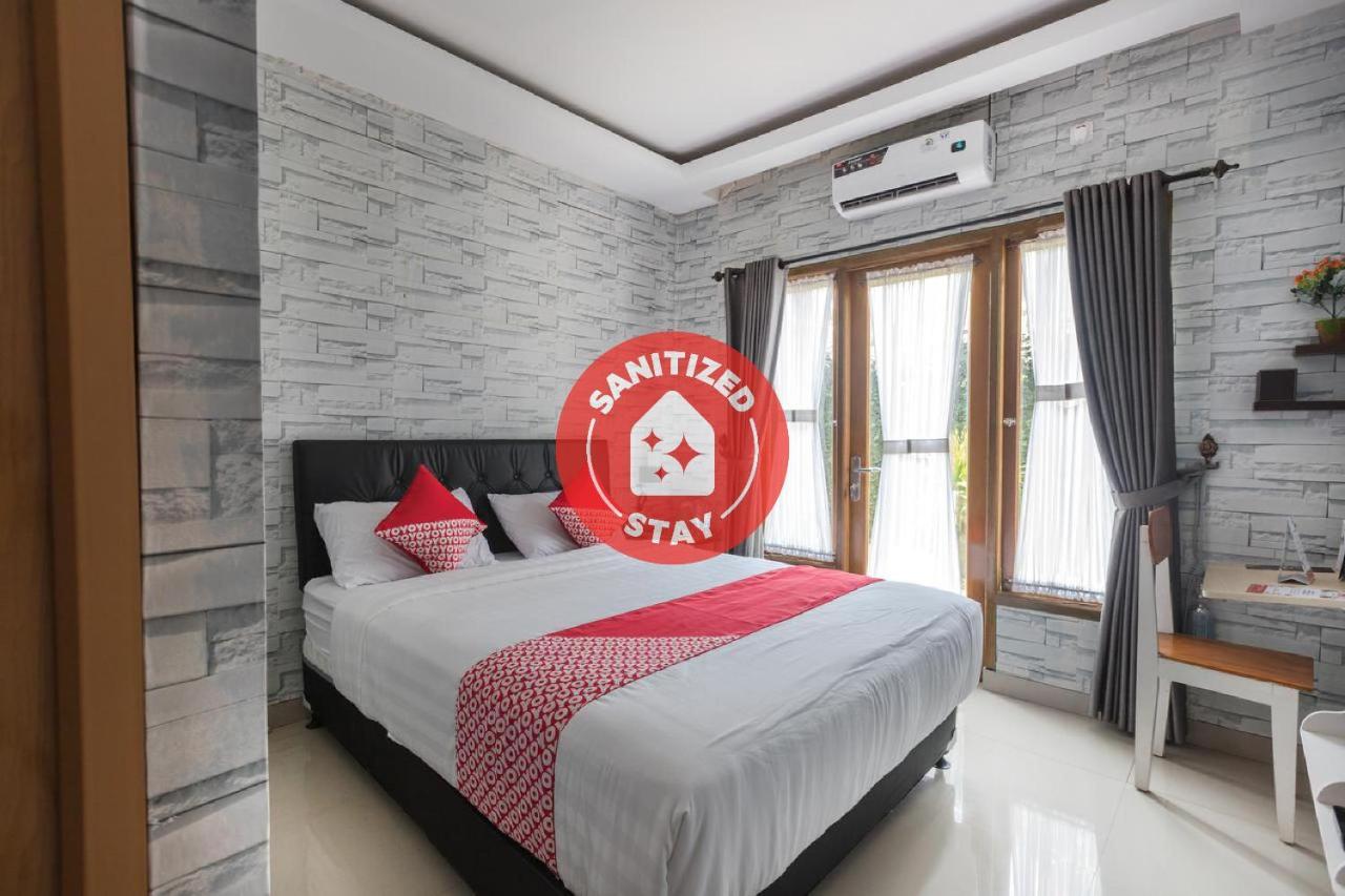 Oyo 1769 Mahayun Syariah Hotel 2*