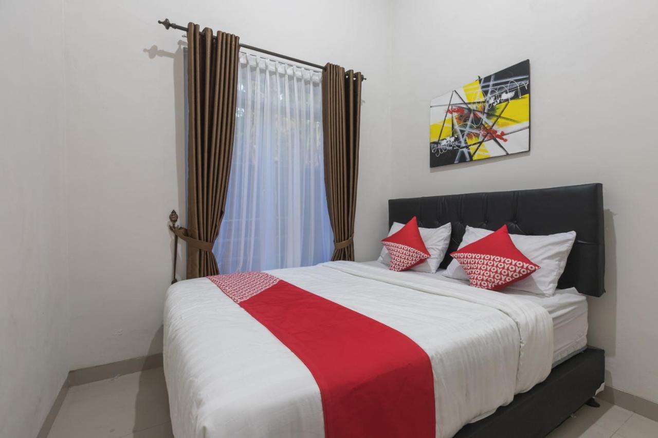Oyo 1769 Mahayun Syariah Hotel Bekasi