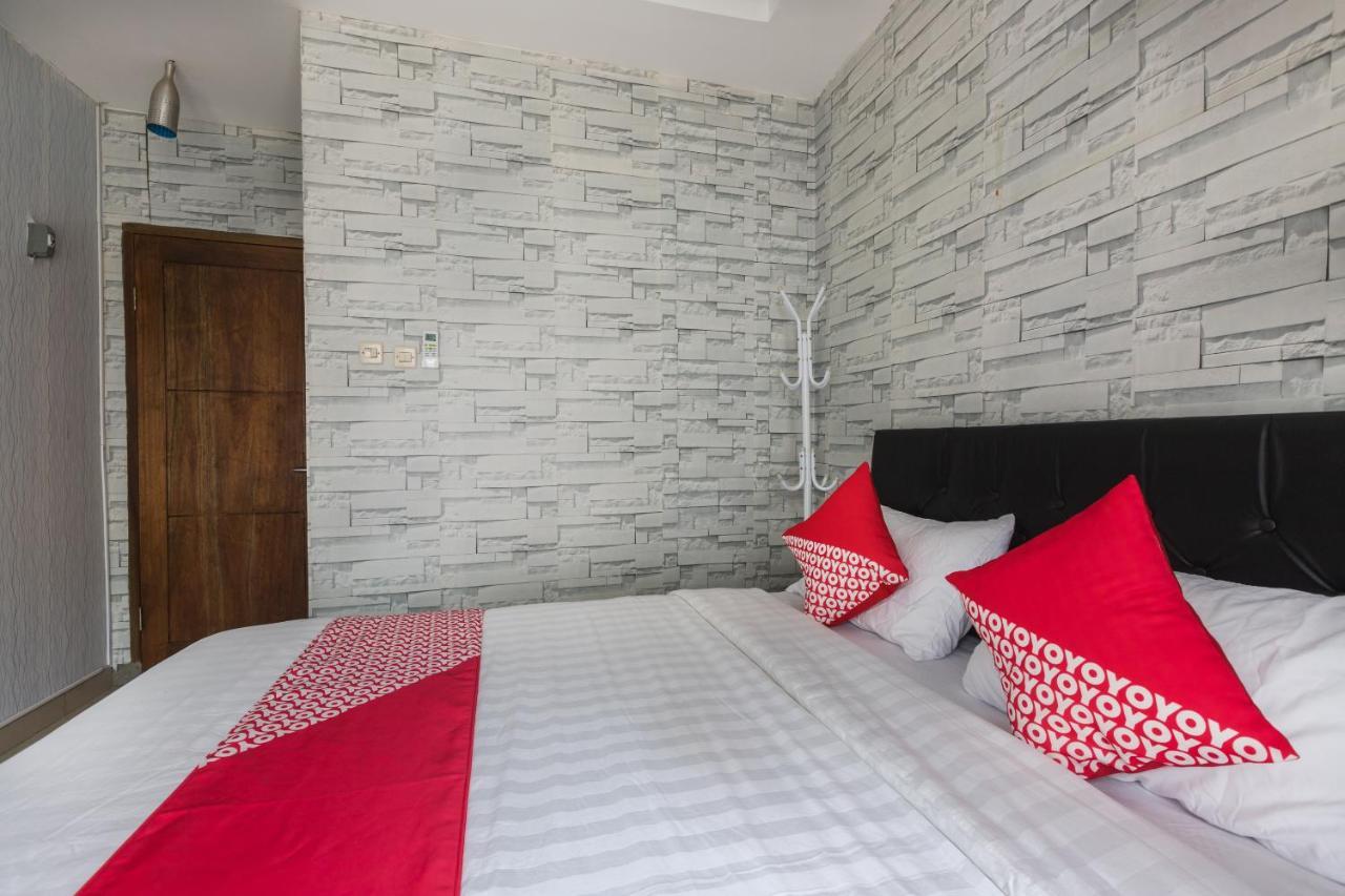 Oyo 1769 Mahayun Syariah Hotel Bekasi